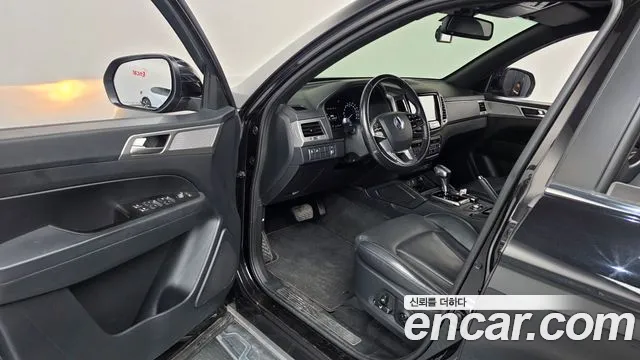 KG_Mobility_Ssangyong Rexton 2019 thumb 10