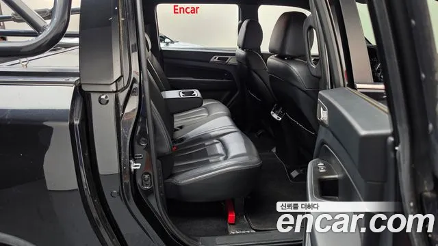 KG_Mobility_Ssangyong Rexton 2019 thumb 11