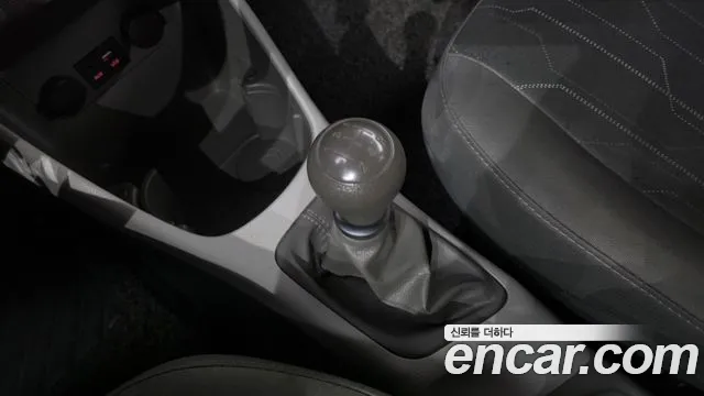 Kia Morning 2016 thumb 9
