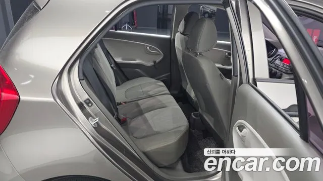 Kia Morning 2016 thumb 12