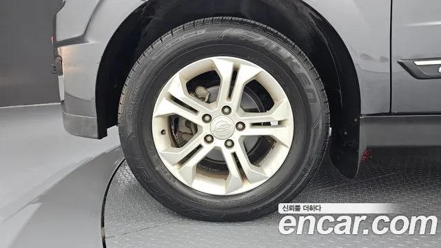 KG_Mobility_Ssangyong KORANDO 2014 thumb 5