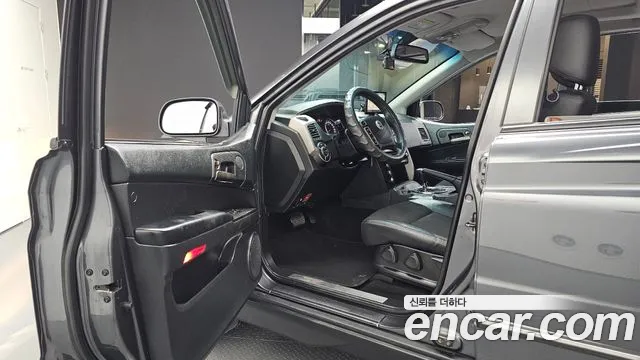 KG_Mobility_Ssangyong KORANDO 2014 thumb 10