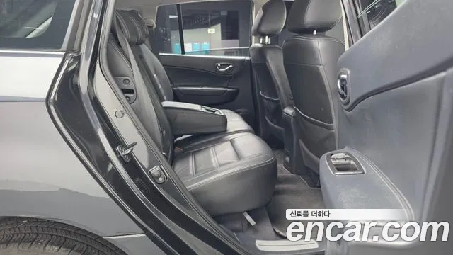 Renault-KoreaSamsung QM5 2014 thumb 12
