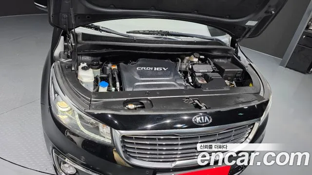 Kia Carnival 2017 thumb 5