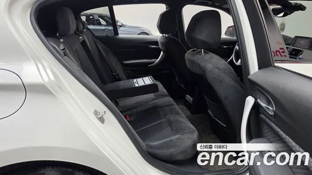BMW 1-Series 2018 thumb 12