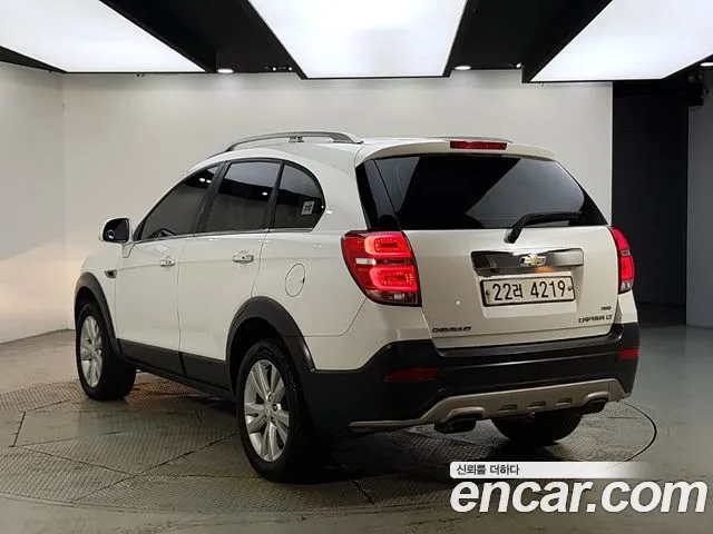 ChevroletGMDaewoo Captiva 2015 thumb 3