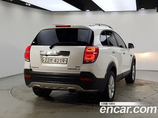 ChevroletGMDaewoo Captiva 2015 thumb 4