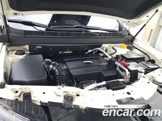 ChevroletGMDaewoo Captiva 2015 thumb 5