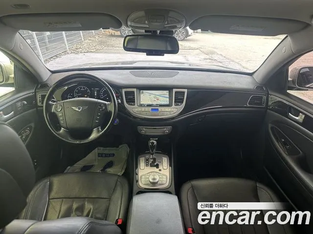 Hyundai Genesis 2013 thumb 5