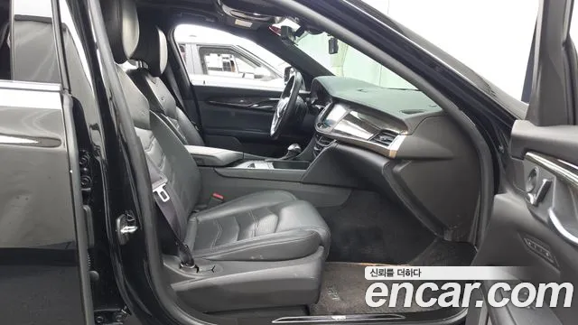 Cadillac CT6 2016 thumb 11