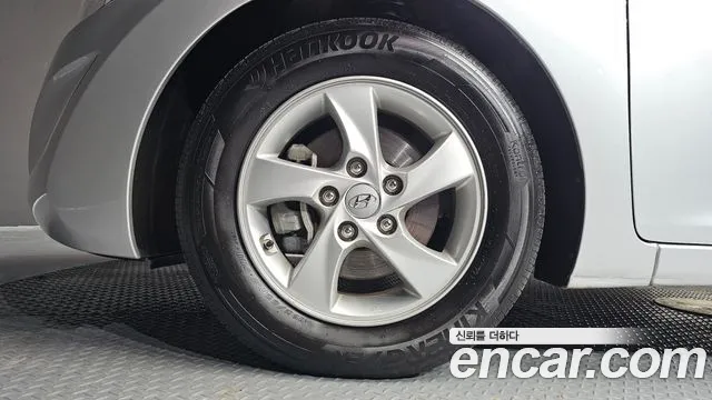 Hyundai Avante 2015 thumb 5