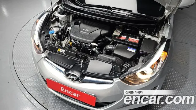 Hyundai Avante 2015 thumb 6
