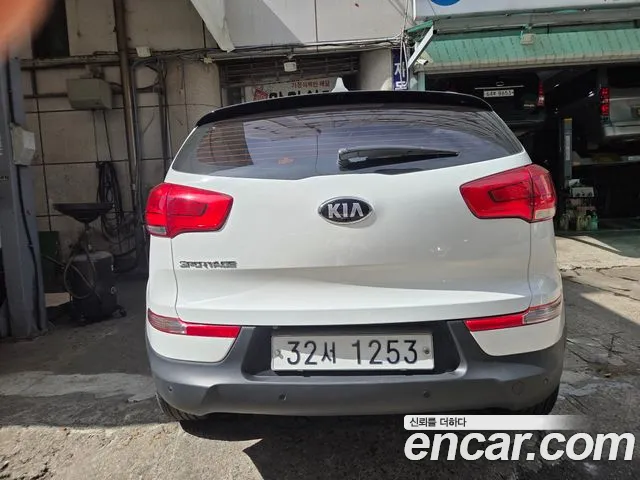 Kia Sportage 2015 thumb 4