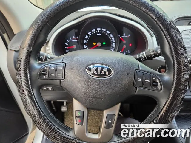 Kia Sportage 2015 thumb 8
