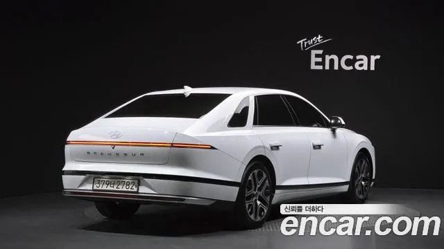 Hyundai Grandeur 2023 thumb 2