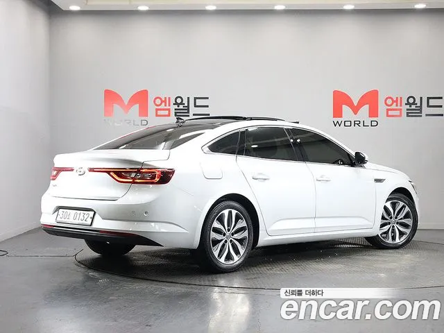 Renault-KoreaSamsung Megane 2016 thumb 3