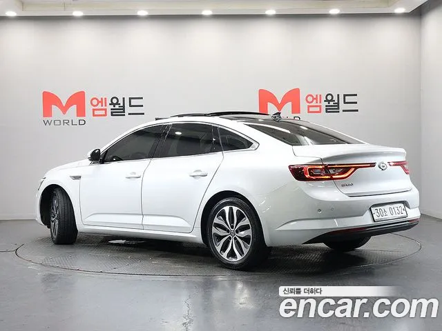Renault-KoreaSamsung Megane 2016 thumb 4