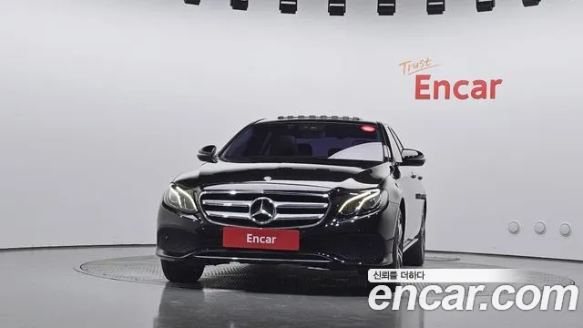Mercedes-Benz E-Класс 2019 thumb 3