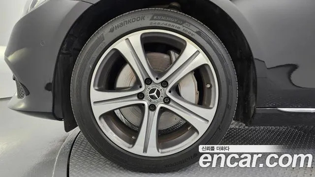 Mercedes-Benz E-Класс 2019 thumb 5