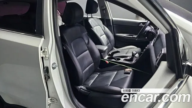 Kia Sportage 2016 thumb 11