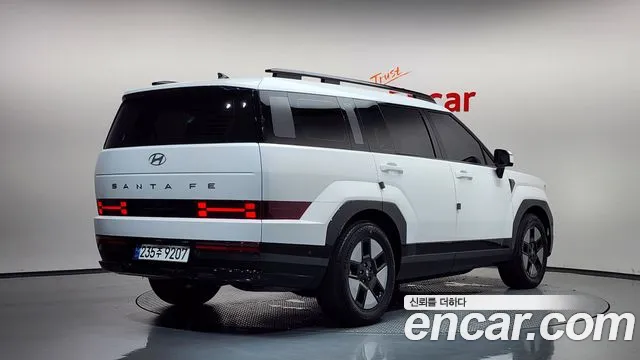 Hyundai Santa Fe 2024 thumb 2