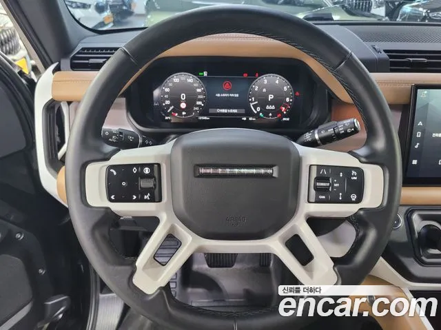 Land Rover Defender 2025 thumb 4