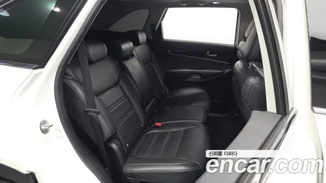 Kia Sorento 2016 thumb 10