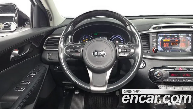 Kia Sorento 2016 thumb 11