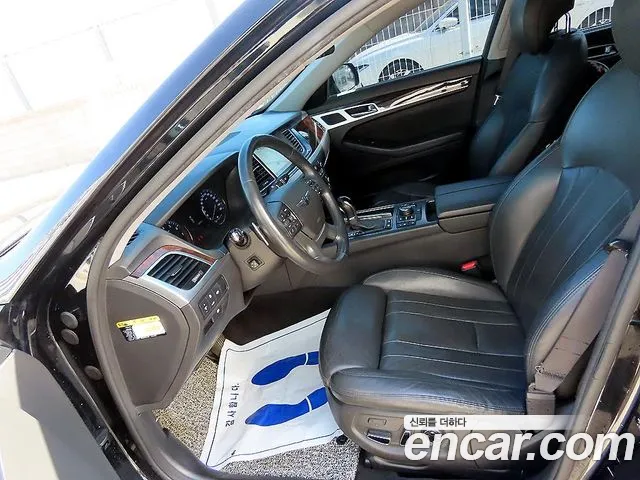 Hyundai Genesis 2015 thumb 8