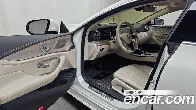 Mercedes-Benz CLS-Class 2022 thumb 10