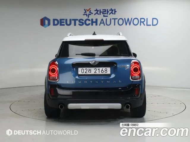 MINI Countryman 2018 thumb 4