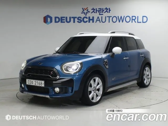 MINI Countryman 2018 thumb 12