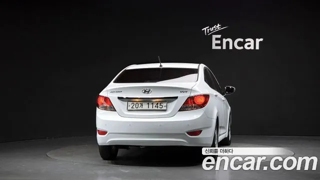 Hyundai Accent 2014 thumb 4