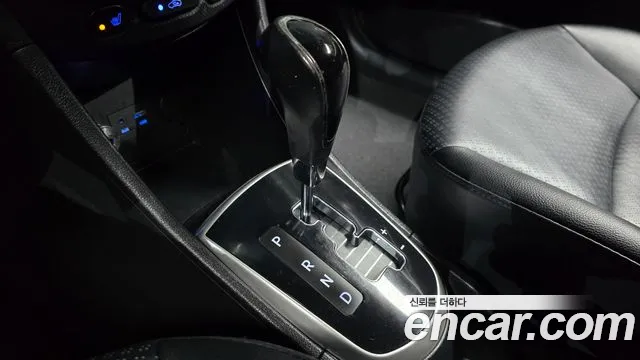Hyundai Accent 2014 thumb 9