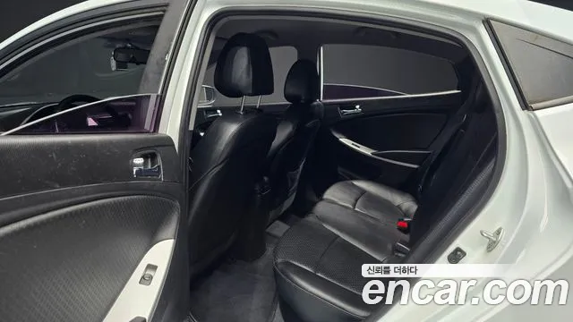 Hyundai Accent 2014 thumb 12