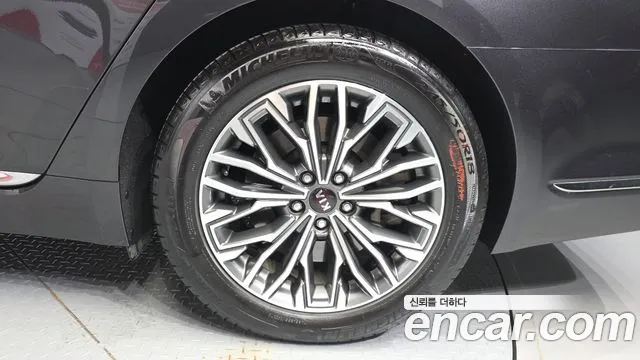 Kia K9 2019 thumb 4