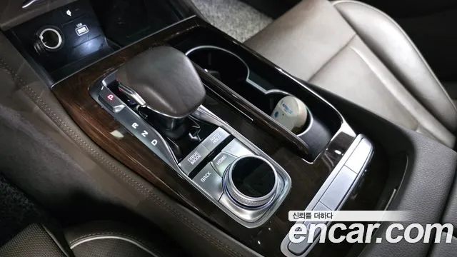 Kia K9 2019 thumb 8
