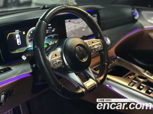 Mercedes-Benz AMG GT 2019 thumb 5