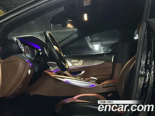 Mercedes-Benz AMG GT 2019 thumb 6