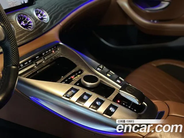 Mercedes-Benz AMG GT 2019 thumb 8