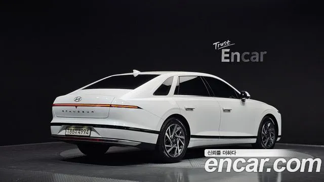Hyundai Grandeur 2023 thumb 2