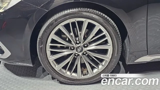 Hyundai Grandeur 2017 thumb 5