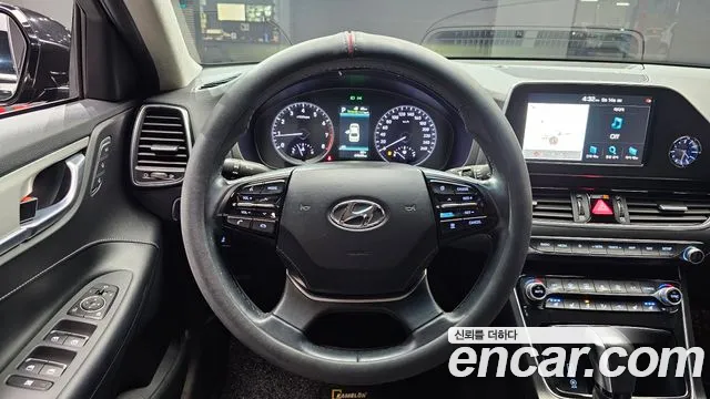 Hyundai Grandeur 2017 thumb 12