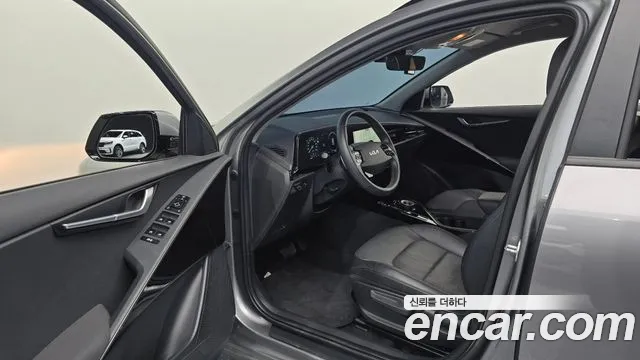 Kia Niro 2023 thumb 10