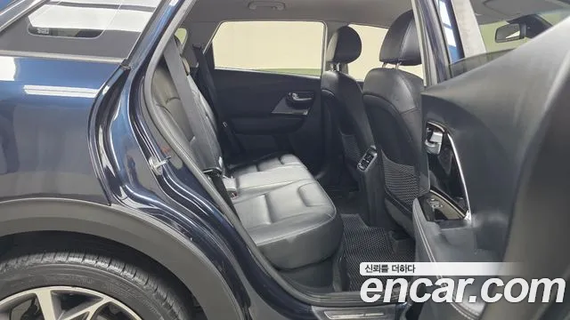 Kia Niro 2019 thumb 11