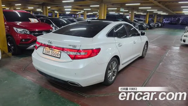 Hyundai Grandeur 2015 thumb 4