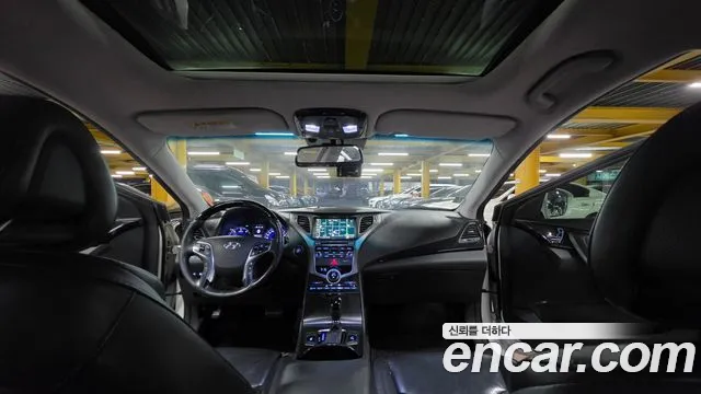 Hyundai Grandeur 2015 thumb 9
