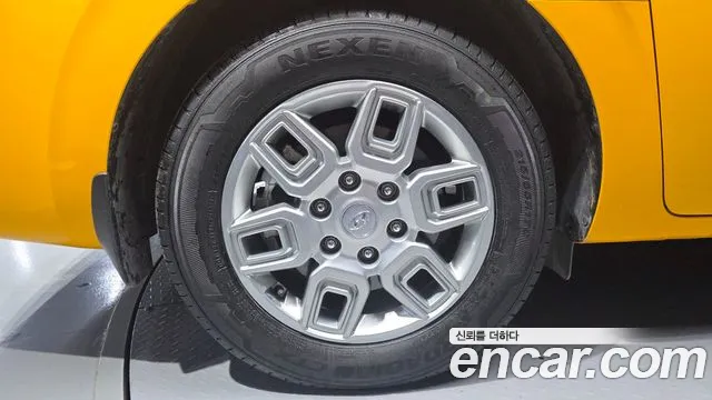 Hyundai Staria 2022 thumb 5
