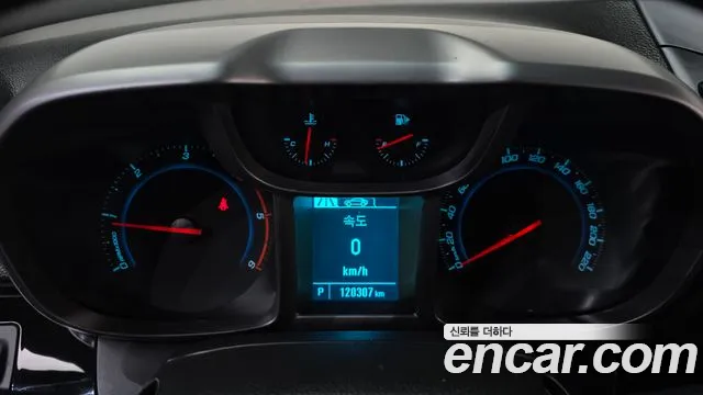 ChevroletGMDaewoo Orlando 2012 thumb 8