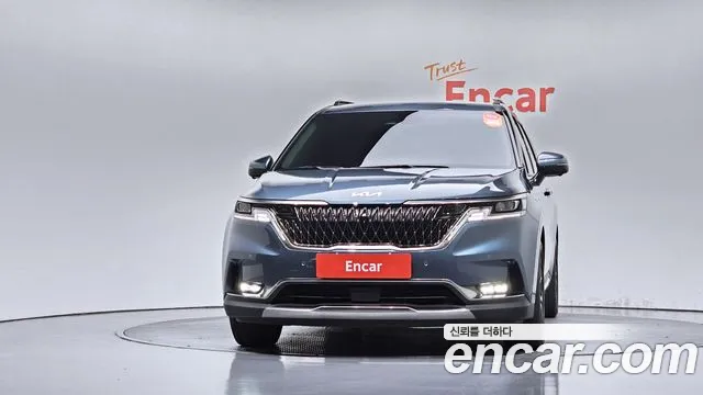 Kia Carnival 2022 thumb 3